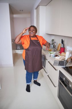 Tarifin tüm malzemelerini almayı hatırlamanın önemi