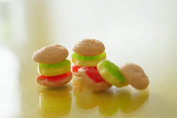 Chewy Snacks Form Mini Burgers Have Sweet Taste Suitable Eaten — Stock Photo, Image
