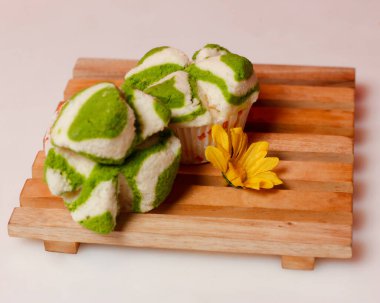 Bolu is a cake made from flour (wheat), sugar, and eggs. Sponge cakes are generally cooked by baking in the oven. Cake is used as a dessert or dish for a wedding reception or birthday party.