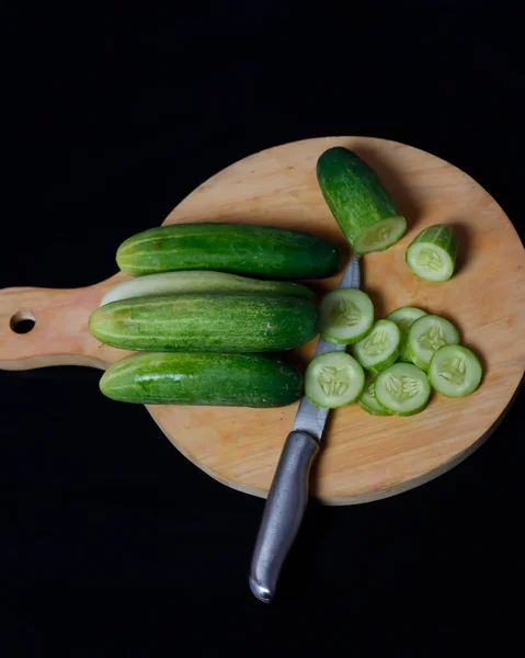 Pepino Fresco Isolado Sobre Fundo Preto Pepino Que Tem Nome — Fotografia de Stock