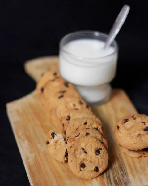 Schokokekse Mit Schokochips Als Snacks Morgen Sind Bei Kindern Bis — Stockfoto