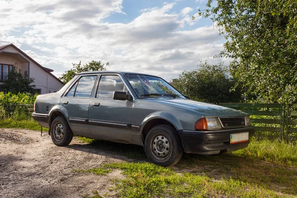 Turiysk Ukraine Juin 2018 Voiture Ford Orion Est Garée Dans — Photo