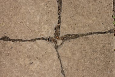 Beton levhada çatlak. Arkaplan