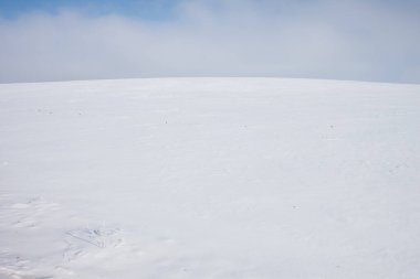 Kar çölü. Kış, minimalist manzara. Arkaplan.