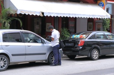 Otopark Bilet Müfettiş Singapur