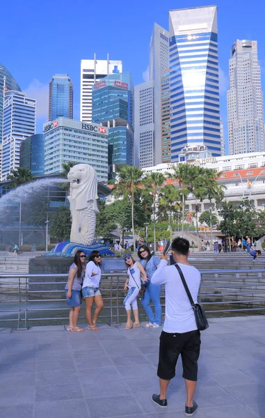 Cingapura Skyline e Merlion — Fotografia de Stock