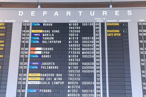 Changi Airport departure timetable Singapore — Stock Photo, Image