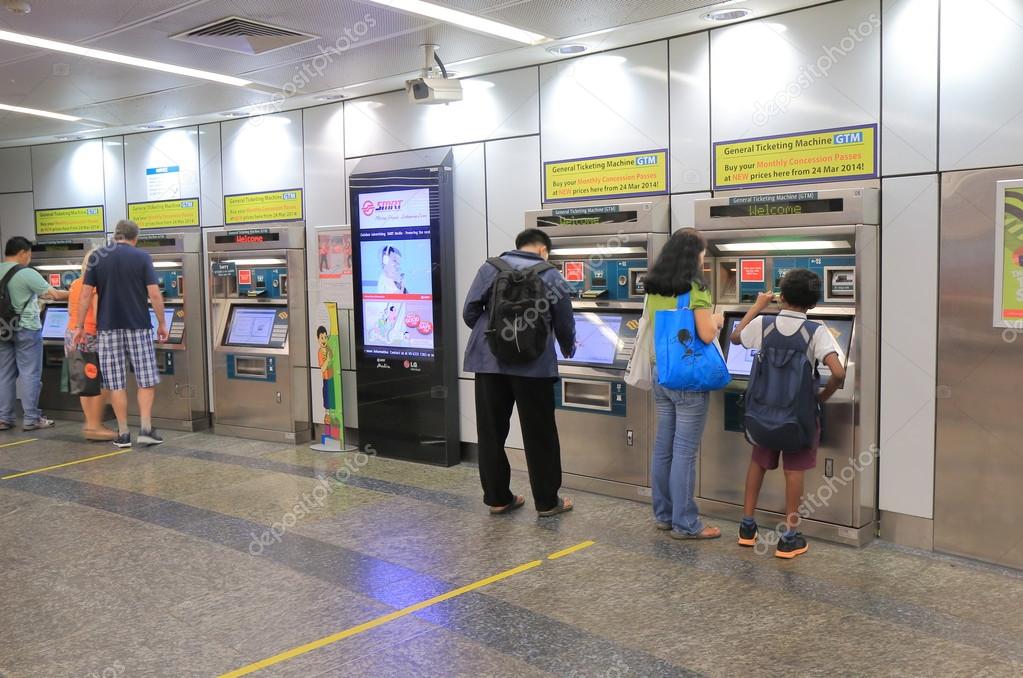 Orchard Road MRT station Singapore — Stock Editorial Photo