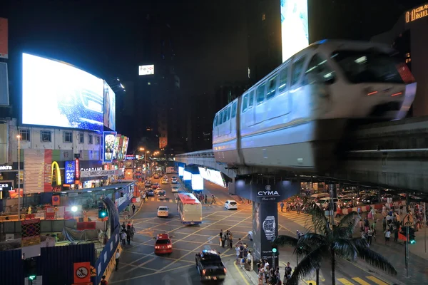 Bukit Bintang y monorriel noche Kuala Lumpur Malasia — Foto de Stock