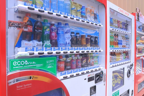日本软饮料自动售货机 — 图库照片