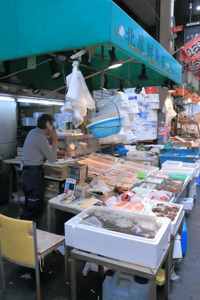 Kuromon Ichiba marknaden Osaka Japan. — Stockfoto