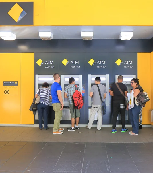 Cash machine queue — Stock Photo, Image