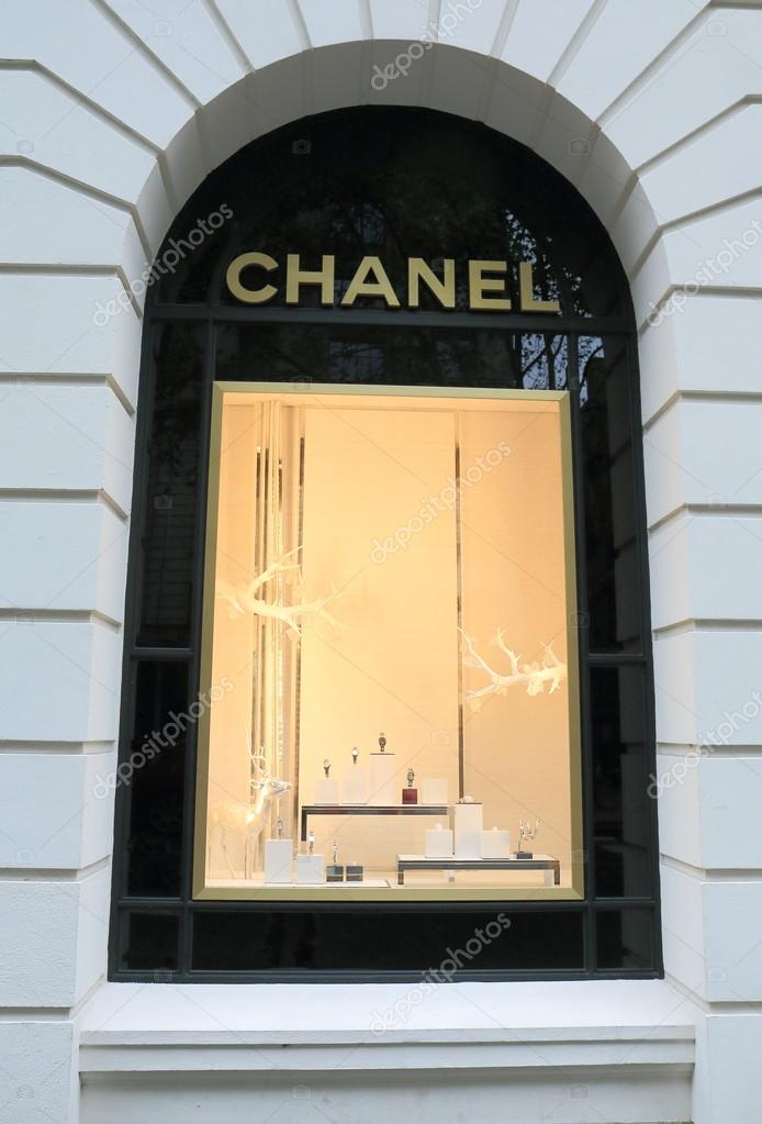 MELBOURNE AUSTRALIA - APRIL 26, 2014:Chanel products display. Chanel is a French privately held company that specializes in ready-to-wear clothes, luxury goods and fashion accessories