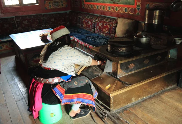 Tibetan traditional cooking Jiuzhaigou China — Stock Photo, Image