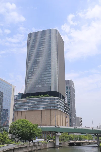 Asahi Shinbun head quarter byggnad i Osaka Japan — Stockfoto