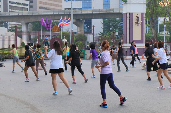 Стиль жизни в городе Лини Парк Бангкок

