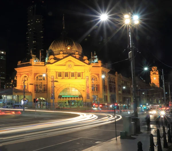 Flinders street train station melbourne australien — Stockfoto