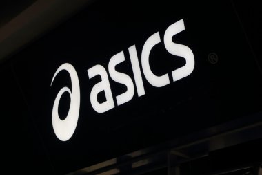 Asics spor firması