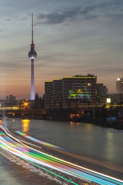 gece berlin manzara ile Tv Kulesi