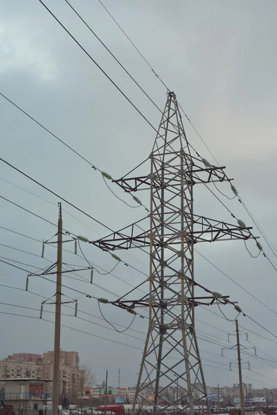 Elektrik pilon gökyüzü