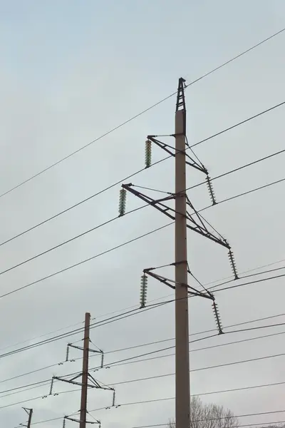 Pylône électrique contre le ciel — Photo