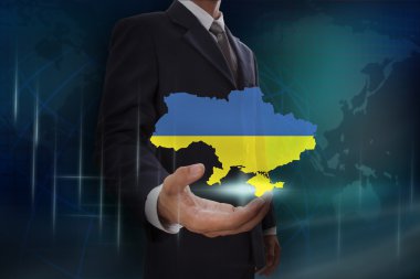 İşadamı gösteren Ukrayna Haritası