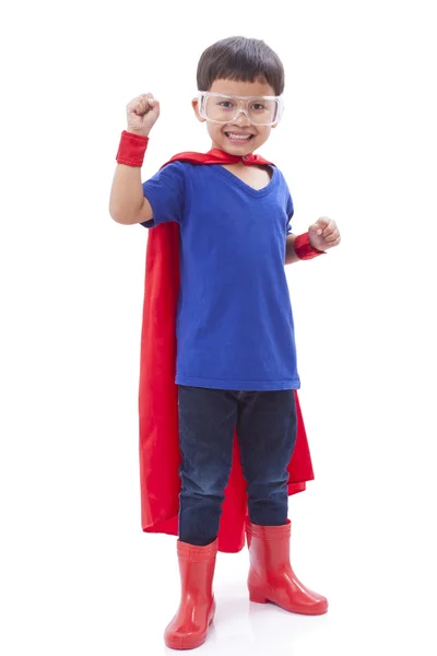 Kleine jongen voorwenden om een superheld — Stockfoto
