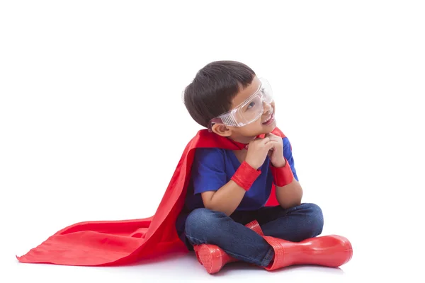 Ragazzino che finge di essere un supereroe — Foto Stock