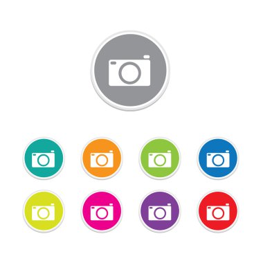 Vektör - kamera bilgisayar kutsal kişilerin resmi. Yuvarlak Etiketler