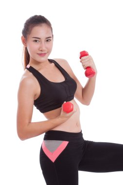 Ağırlık kaldırma ile egzersiz yaparak spor kadın