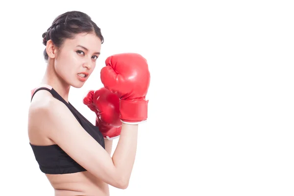 Fitness vrouw met de rode bokshandschoenen — Stockfoto