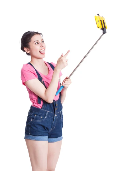 Menina tomando selfie — Fotografia de Stock