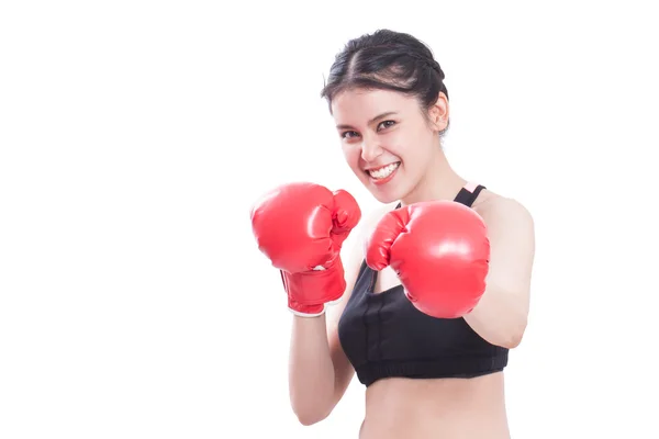 Mujer fitness usando guantes de boxeo — Foto de Stock