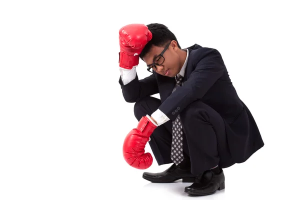 Geschäftsmann trägt rote Boxhandschuhe — Stockfoto