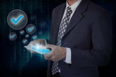 Tuşuna basarak işadamı işareti düğmesini kontrol