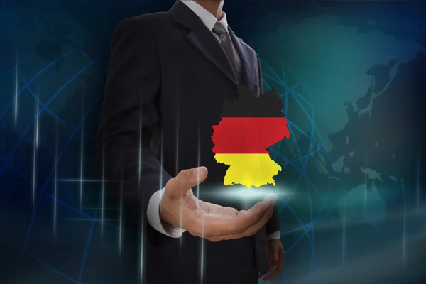 Бізнесмен показ карта Німеччина — стокове фото
