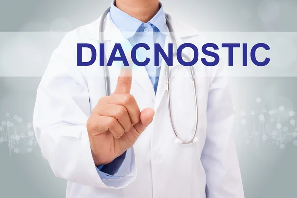 Lekarz dotykając diagnostyczne znak — Zdjęcie stockowe