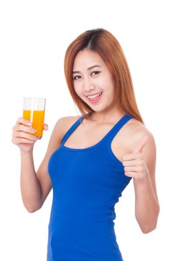 kadın holding portakal suyu