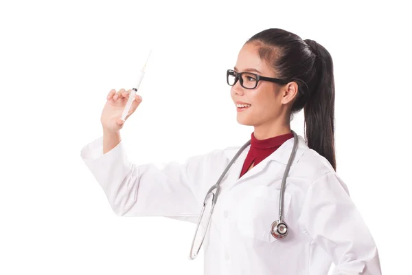 Vrouwelijke arts spuit met injectie te houden. gezondheidszorg en medische concept — Stockfoto