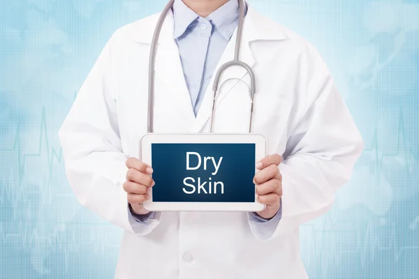 Läkare med torr hud tecken — Stockfoto