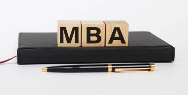 Tahta bloklarda işletme mastırı. 