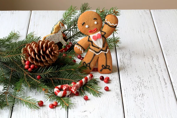 Decoração de Natal com pão de gengibre — Fotografia de Stock