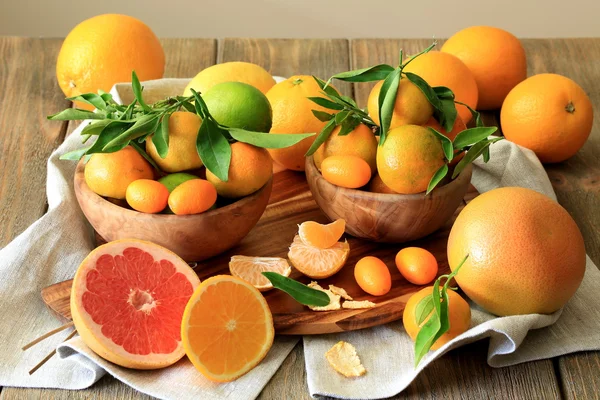 Basket of oranges and tangerines Stock Picture