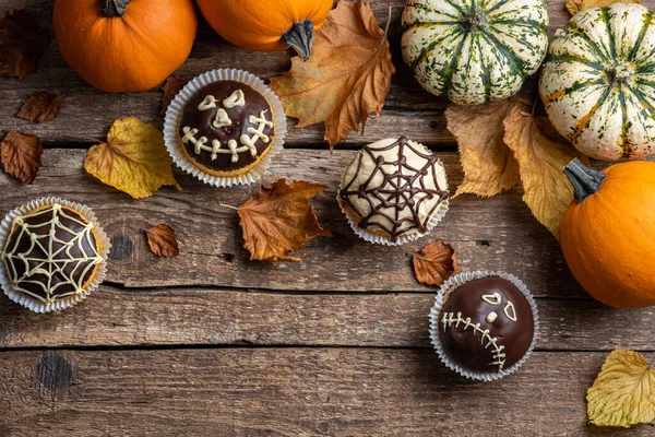 Halloween Hintergrund Mit Kürbis Und Kuchen Lustige Halloween Kuchen Zum — Stockfoto