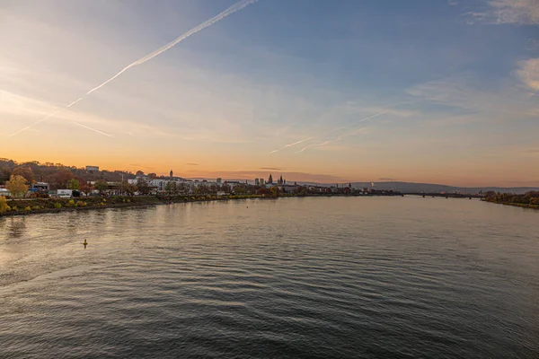 Panoramabild Über Den Rhein Und Die Historische Stadt Mainz Bei — Stockfoto