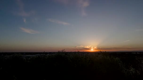 Time Lapse Video Sunset Slightly Cloudy Sky Fast Moving Clouds — 비디오