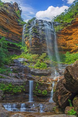Wentworth Falls 'un Avustralya' nın Yeni Güney Galler eyaletindeki Mavi Dağlar 'daki resmi.