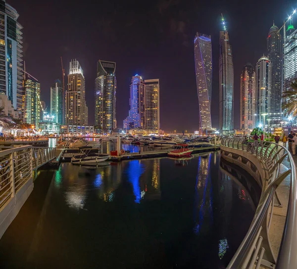 Vista Dos Arranha Céus Bairro Marina Dubai Noite Verão — Fotografia de Stock