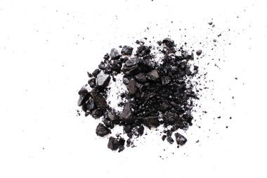 kömür beyaz arkaplanda izole edildi
