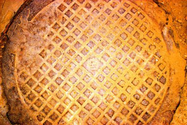 Bir tuğla ağacının sarı arkaplanının soyutlanması